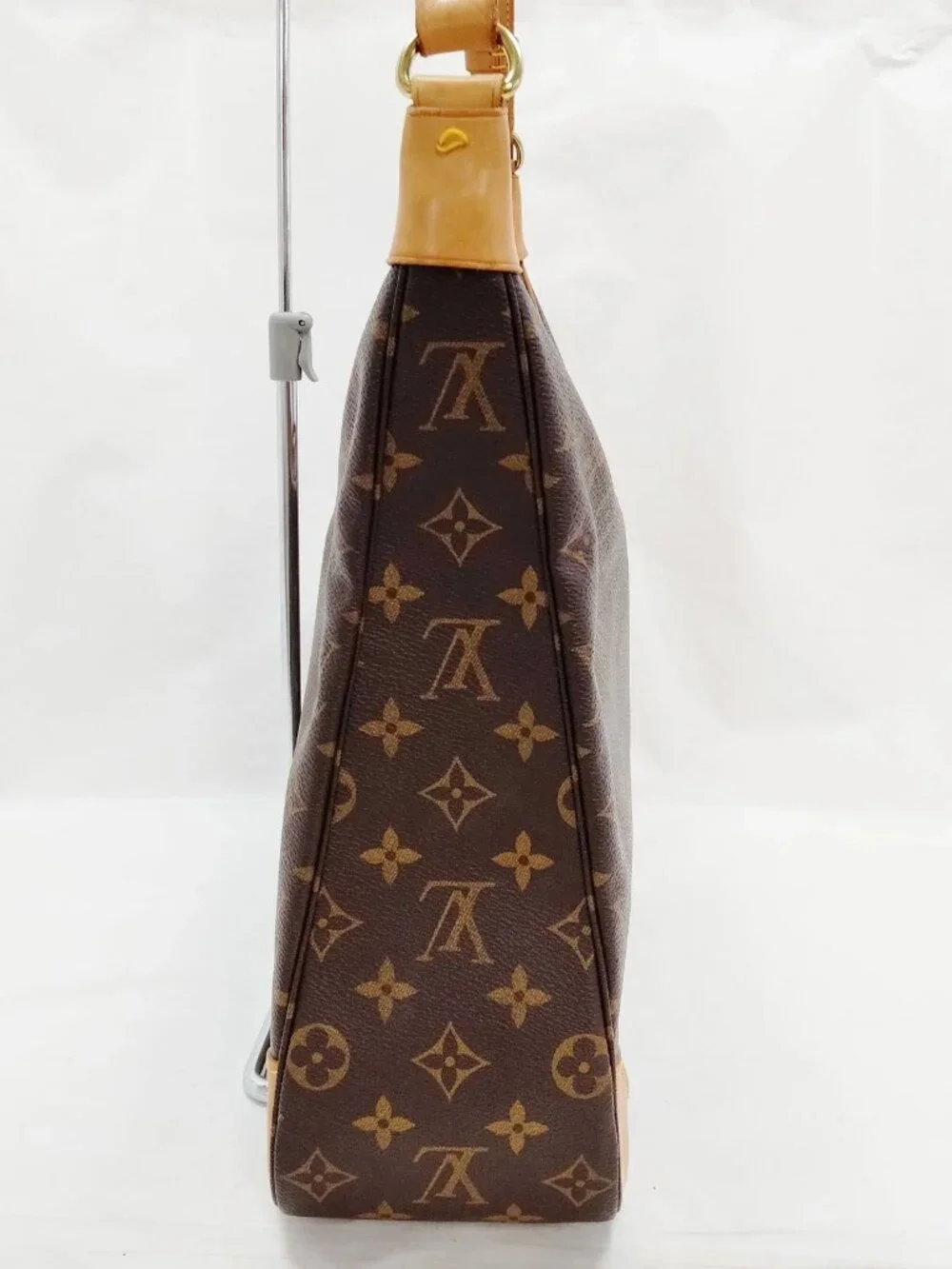 Authentic Louis Vuitton Boulogne 30 Monogram Canvas Shoulder Bag